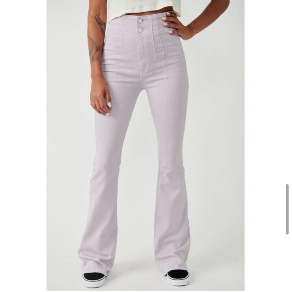 FREE PEOPLE Jayde Flare Jeans / Lavender 30